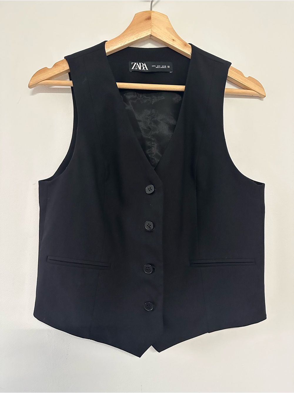 Zara Black Tailored V-Neck Vest Small Minimalist Layer Parisian Officewear